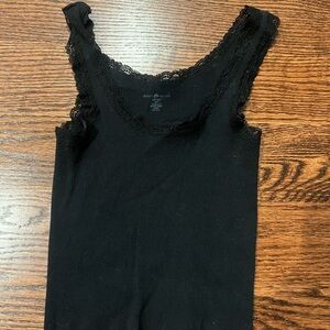 Brandy Melville Black Fitted Camisole Sleeveless Top